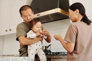 US Family Wealth Allocation 2025: Beat Inflation with Smart Asset Strategies