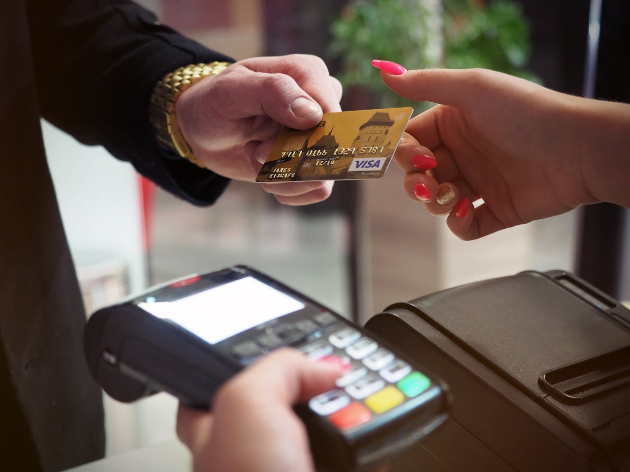 Types of Bank Cards in 2025: What's the Real Difference?