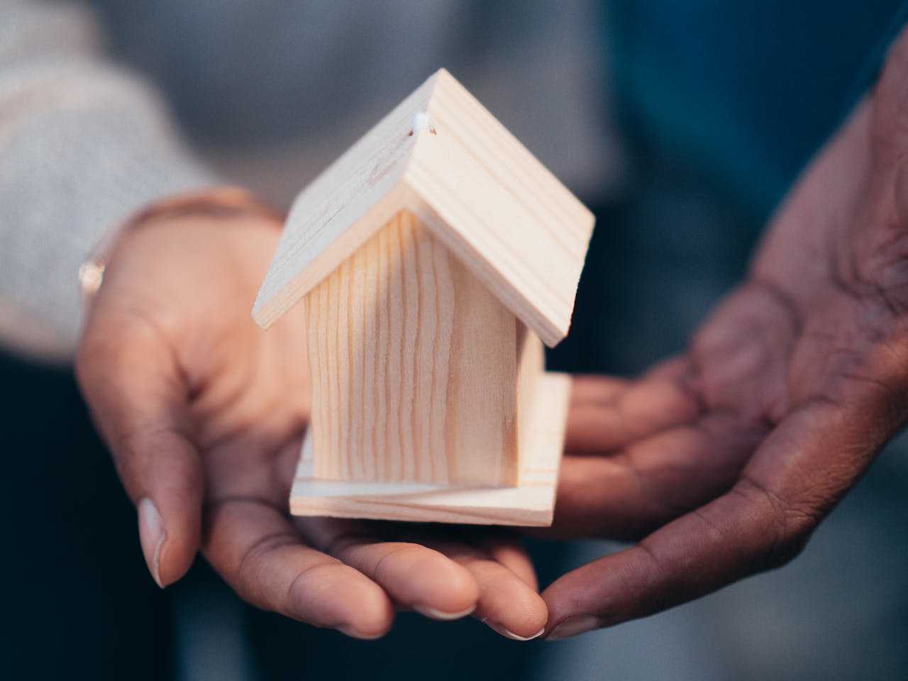 What Is Mortgage Insurance? A Comprehensive Breakdown for 2025