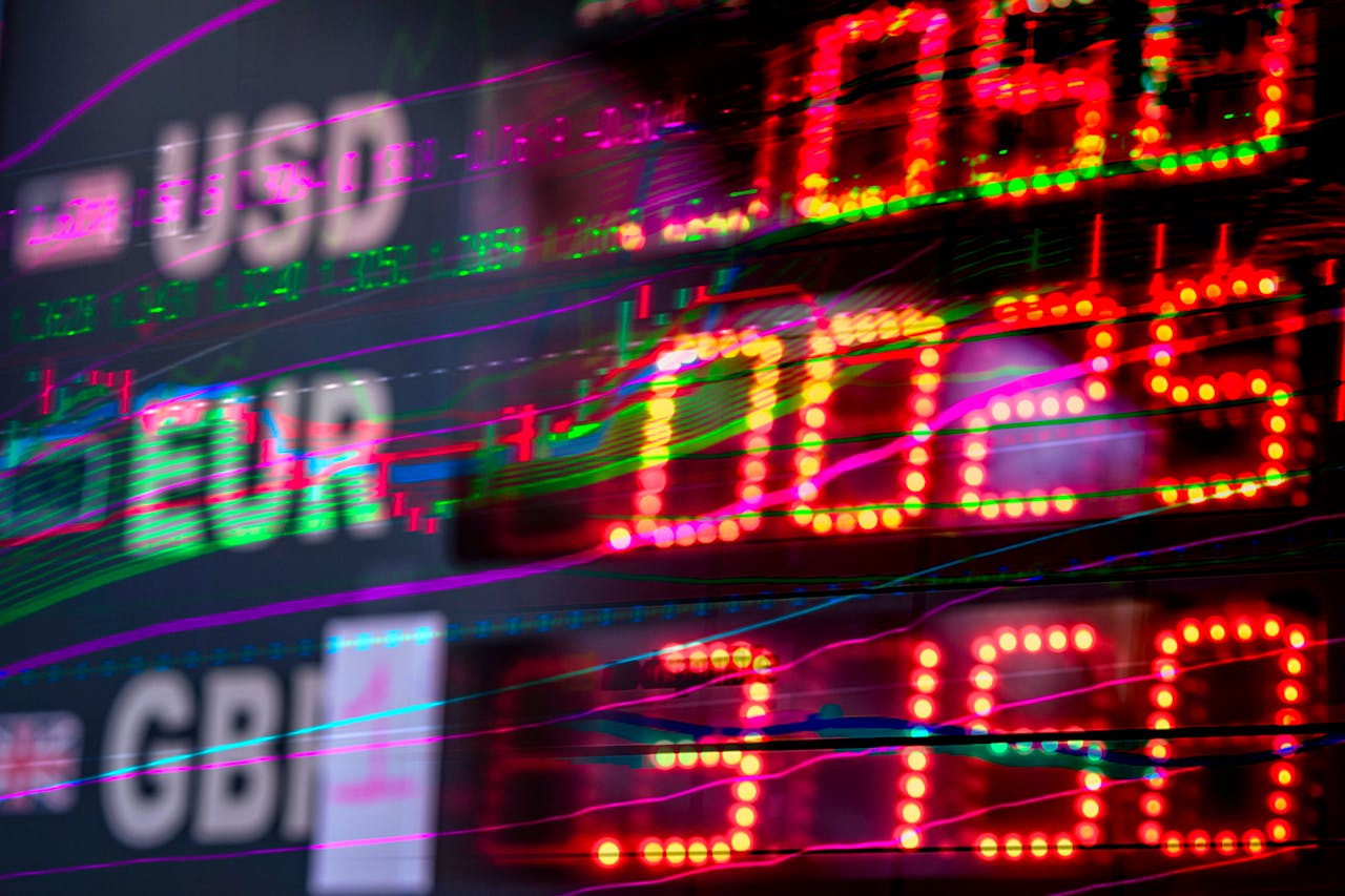 Why Do Countries Hold Foreign Exchange Reserves in 2025?