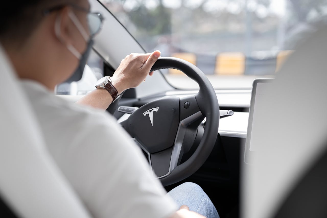 Is Tesla FSD Beta Safe in 2025? Real User Reviews & Safety Analysis