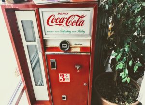 The Coca-Cola Company History: How One Drink Conquered the Global Market