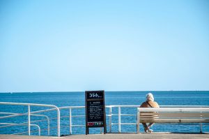Senior Travel Insurance Abroad: How to Choose a Cost-Effective Plan