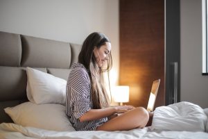 Psychological Tactics in Online Dating and Romance Scams: What You Need to Know in 2025