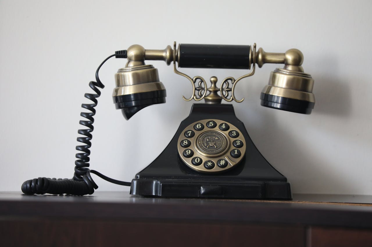 How to Identify and Respond to Fake Government Emails and Calls