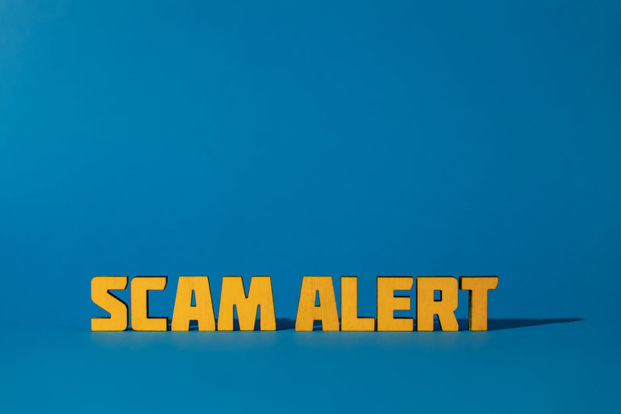 2025 latest online scam tactics and prevention guide
